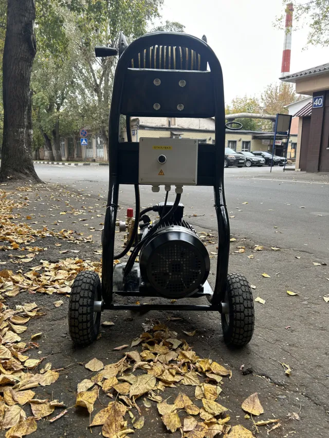 АВД Тритон 250 бар, 21 л/мин, 11 кВт, на тележке