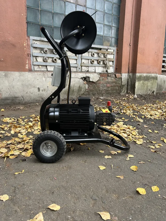 АВД Тритон 250 бар, 21 л/мин, 11 кВт, на тележке