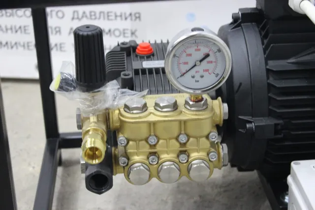 АВД Тритон 200 бар, 15 л/мин, 5,5 кВт, 380 В, на раме