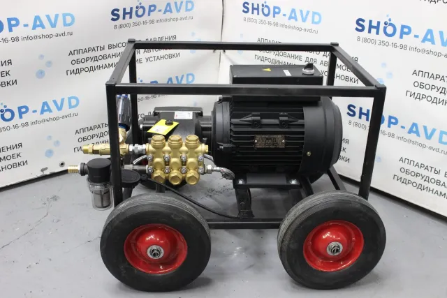 АВД Тритон 200 бар, 15 л/мин, 5,5 кВт, 380 В, на тележке (насос HAWK)