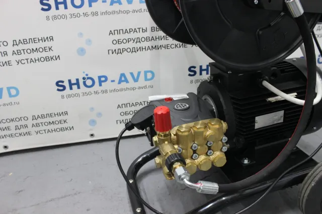 АВД Тритон 200 бар, 15 л/мин, 5,5 кВт, 380 В, на тележке №2